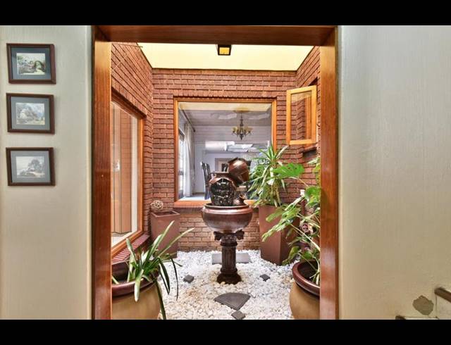 4 BEDROOM HOUSE FOR SALE IN GLENVISTA